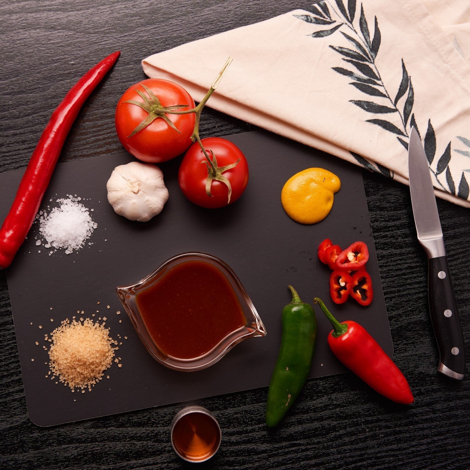 Full Feast Flaming BBQ Sauce — spicy BBQ sauce UK — close-up